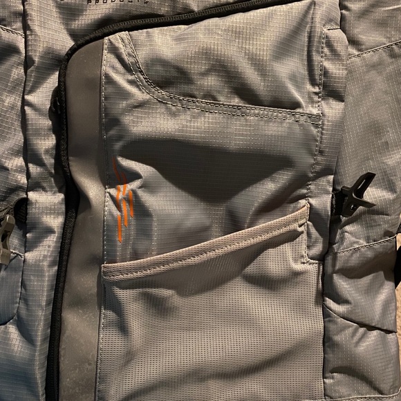 BACKPACK - Picture 3 of 5